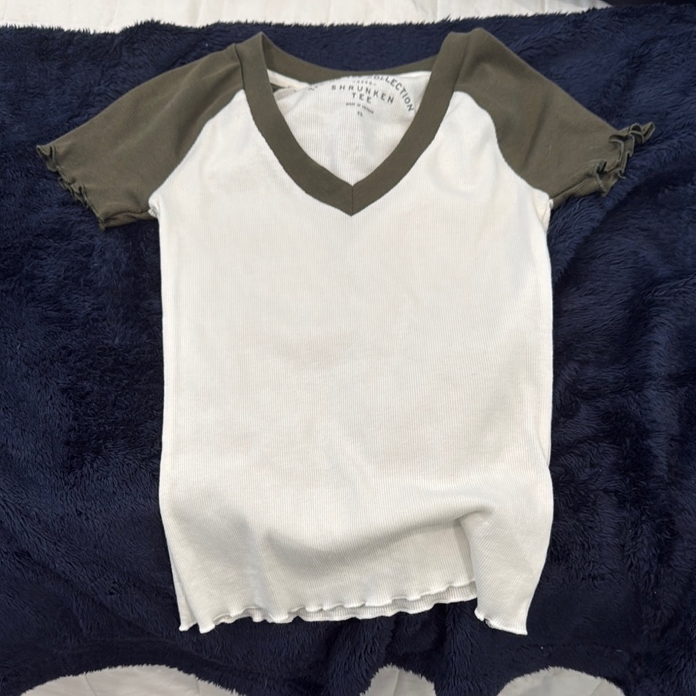 Kids' Two-Tone V-Neck Shirt